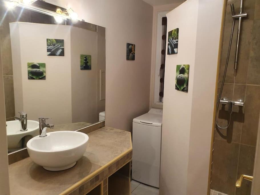 Ecully, Appartement Au Calme De 50M². Exterior foto